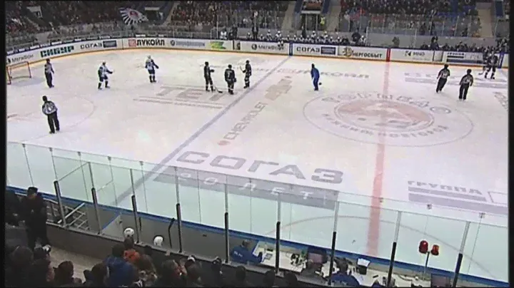 На одно лицо: Крайичек удален вместо Кристека / Kristek highsticks, Krajicek gets sent off